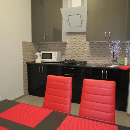 Three Rooms Apartment Tbilisi Esterno foto